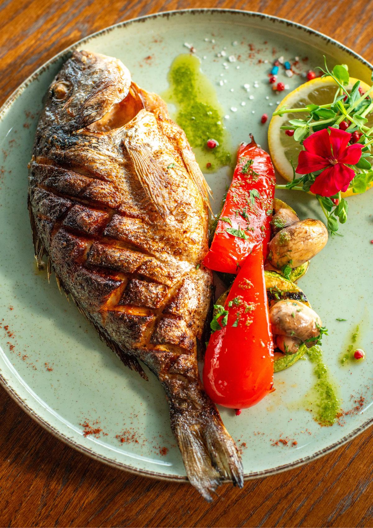 Pescado de lonja fresco del Atlántico - Restaurante Arguineguín